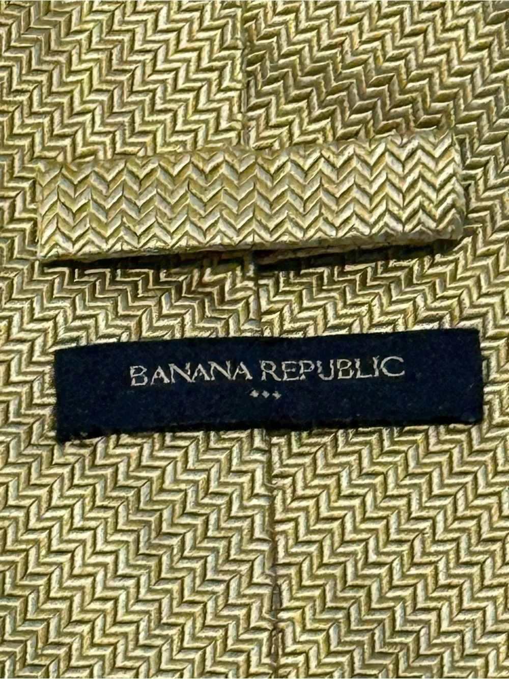 Banana Republic Yellow Gold Micro-Pattern Tie